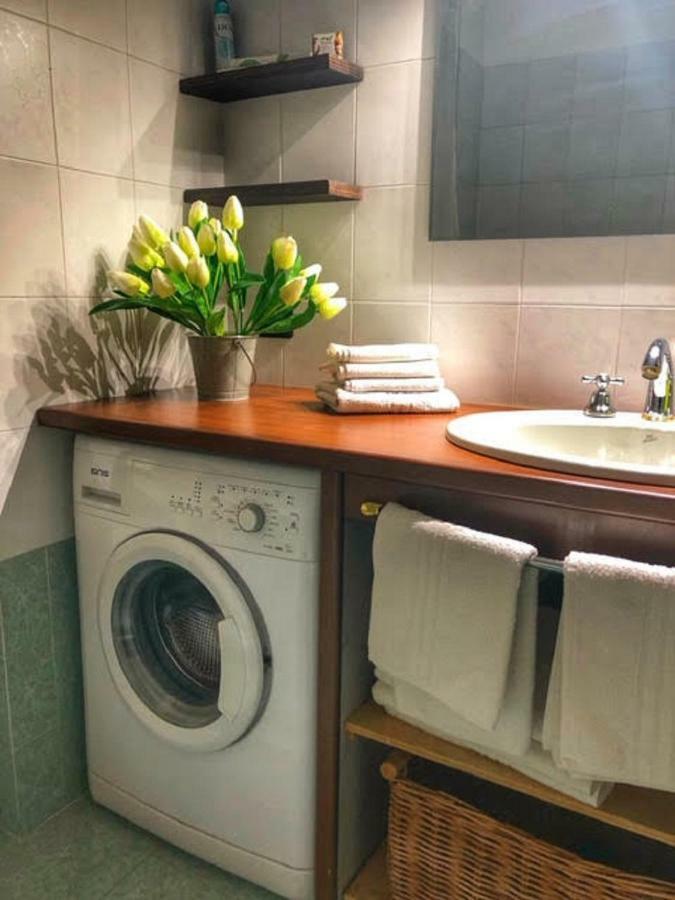 Cortile Del Forno Nel Centro Storico Apartment Arona Ngoại thất bức ảnh